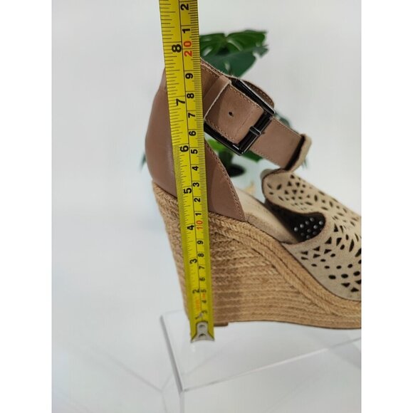 Marc Fisher Women's Hasina Perforated Beige Suede Wedges Sandals Size 10M US - Picture 9 of 9